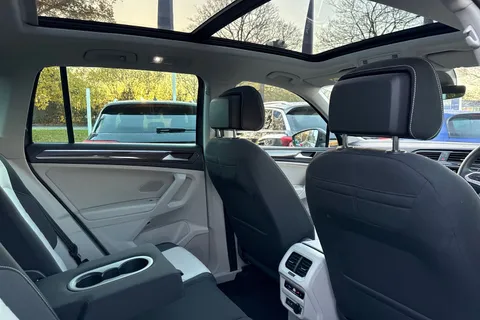 BP23OZS Volkswagen Tiguan 1.5 TSI 150 Elegance 5dr DSG | Heated Seats | Power Tailgate Thumbnail #38