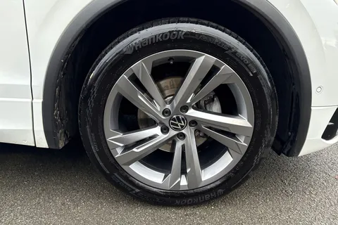 DF23OPJ Volkswagen Tiguan 1.5 TSI 150 R-Line Edition 5dr DSG Thumbnail #11