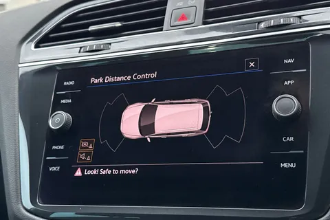 DF23OPJ Volkswagen Tiguan 1.5 TSI 150 R-Line Edition 5dr DSG Thumbnail #34