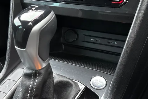 DF23OPJ Volkswagen Tiguan 1.5 TSI 150 R-Line Edition 5dr DSG Thumbnail #36