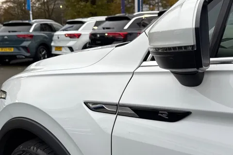 DF23OPJ Volkswagen Tiguan 1.5 TSI 150 R-Line Edition 5dr DSG Thumbnail #43