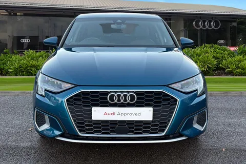 BV21WCZ Audi A3 Sport 40 TFSI e 204 PS S tronic Thumbnail #7