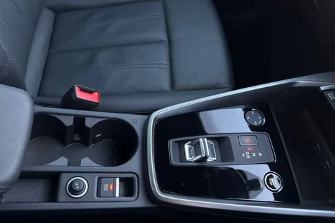 BV21WCZ Audi A3 Sport 40 TFSI e 204 PS S tronic Thumbnail #51