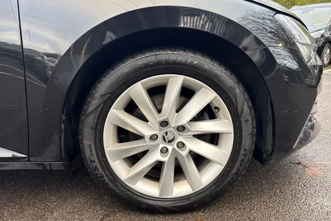 AJ21XDT Škoda Superb 1.4 TSI iV 13kWh SE Technology DSG Euro 6 (s/s) 5dr Thumbnail #23