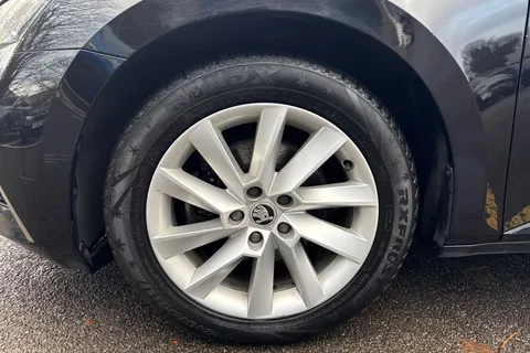AJ21XDT Škoda Superb 1.4 TSI iV 13kWh SE Technology DSG Euro 6 (s/s) 5dr Thumbnail #24