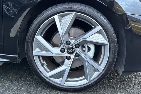 KY25CEF Audi A3 Black Edition 35 TFSI 150 PS S tronic Thumbnail #8