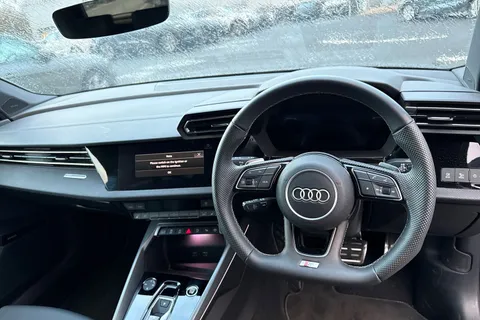 KY25CEF Audi A3 Black Edition 35 TFSI 150 PS S tronic Thumbnail #14