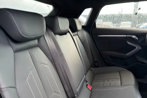 KY25CEF Audi A3 Black Edition 35 TFSI 150 PS S tronic Thumbnail #15