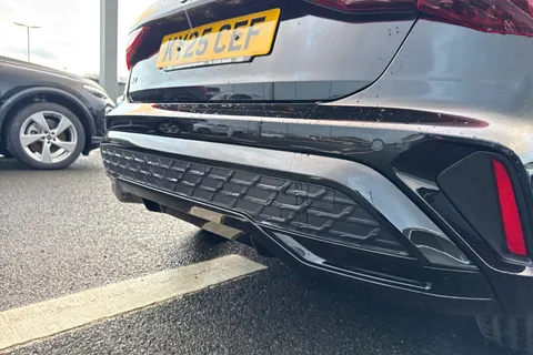 KY25CEF Audi A3 Black Edition 35 TFSI 150 PS S tronic Thumbnail #36