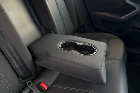 KY25CEF Audi A3 Black Edition 35 TFSI 150 PS S tronic Thumbnail #41