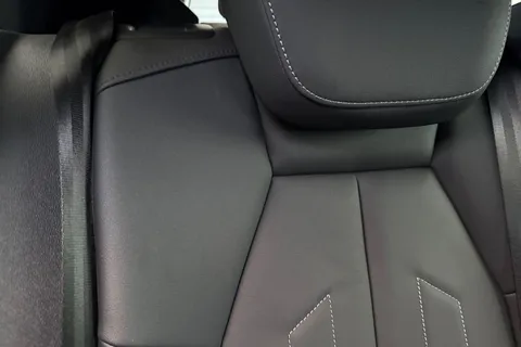 KY25CEF Audi A3 Black Edition 35 TFSI 150 PS S tronic Thumbnail #42