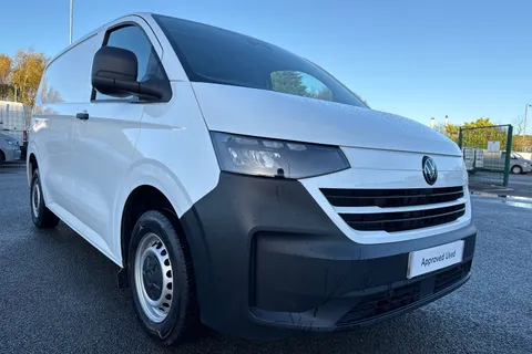 DG25CYE Volkswagen Transporter 2.0 TDI 150 Commerce Plus Van Thumbnail #9