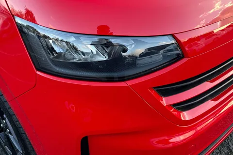 CX75KFE Volkswagen Transporter 2.0 TDI T28 Commerce Pro Panel Van 5dr Diesel Auto FWD SWB Euro 6 (s/s) (150 ps) Thumbnail #8