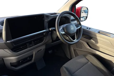 CX75KFE Volkswagen Transporter 2.0 TDI T28 Commerce Pro Panel Van 5dr Diesel Auto FWD SWB Euro 6 (s/s) (150 ps) Thumbnail #14