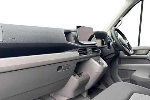 DF75TZA Volkswagen Crafter CR35 Panel van Commerce Plus LWB 177 PS 2.0 TDI 8sp Auto - MY25/LED's/Camer Thumbnail #15