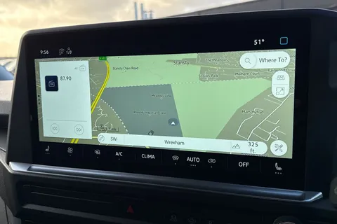 CX75KFE Volkswagen Transporter 2.0 TDI T28 Commerce Pro Panel Van 5dr Diesel Auto FWD SWB Euro 6 (s/s) (150 ps) Thumbnail #16