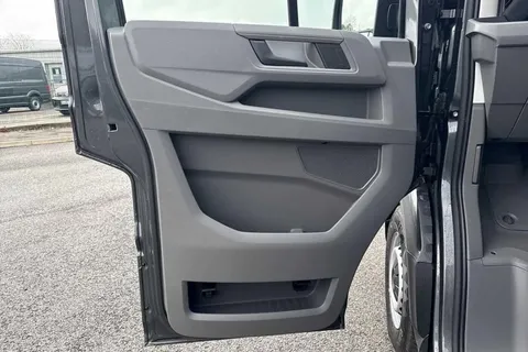 DF75TZA Volkswagen Crafter CR35 Panel van Commerce Plus LWB 177 PS 2.0 TDI 8sp Auto - MY25/LED's/Camer Thumbnail #26