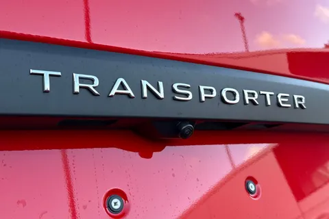 CX75KFE Volkswagen Transporter 2.0 TDI T28 Commerce Pro Panel Van 5dr Diesel Auto FWD SWB Euro 6 (s/s) (150 ps) Thumbnail #26