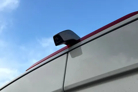 CX75JZU Volkswagen Crafter 2.0 TDI CR30 Commerce Panel Van 5dr Diesel Manual FWD MWB Euro 6 (s/s) (140 ps) Thumbnail #27