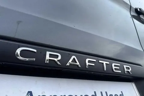 DF75TZA Volkswagen Crafter CR35 Panel van Commerce Plus LWB 177 PS 2.0 TDI 8sp Auto - MY25/LED's/Camer Thumbnail #38