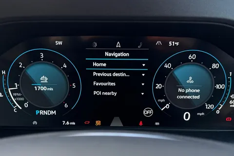 CX75KFE Volkswagen Transporter 2.0 TDI T28 Commerce Pro Panel Van 5dr Diesel Auto FWD SWB Euro 6 (s/s) (150 ps) Thumbnail #37