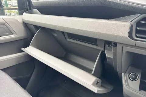 DF75TZA Volkswagen Crafter CR35 Panel van Commerce Plus LWB 177 PS 2.0 TDI 8sp Auto - MY25/LED's/Camer Thumbnail #48