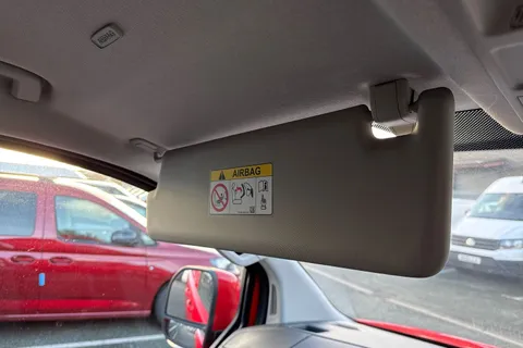 CX75KFE Volkswagen Transporter 2.0 TDI T28 Commerce Pro Panel Van 5dr Diesel Auto FWD SWB Euro 6 (s/s) (150 ps) Thumbnail #51