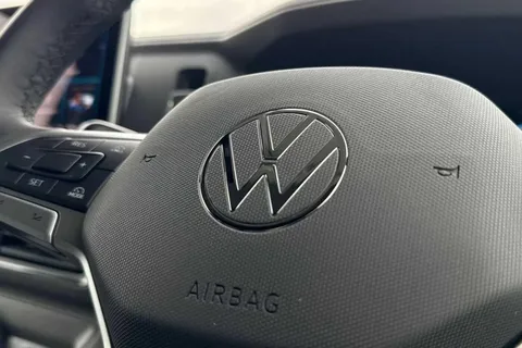 DF75TZA Volkswagen Crafter CR35 Panel van Commerce Plus LWB 177 PS 2.0 TDI 8sp Auto - MY25/LED's/Camer Thumbnail #55