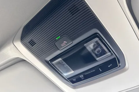 CX75JZU Volkswagen Crafter 2.0 TDI CR30 Commerce Panel Van 5dr Diesel Manual FWD MWB Euro 6 (s/s) (140 ps) Thumbnail #51