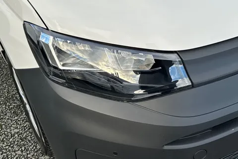 CX75JXF Volkswagen Caddy 2.0 TDI C20 Commerce Panel Van 5dr Diesel Manual SWB Euro 6 (s/s) (102 ps) Thumbnail #8