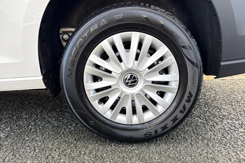 CX75JXF Volkswagen Caddy 2.0 TDI C20 Commerce Panel Van 5dr Diesel Manual SWB Euro 6 (s/s) (102 ps) Thumbnail #11