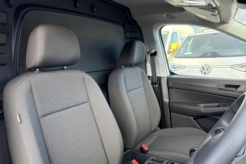 CX75JXF Volkswagen Caddy 2.0 TDI C20 Commerce Panel Van 5dr Diesel Manual SWB Euro 6 (s/s) (102 ps) Thumbnail #23