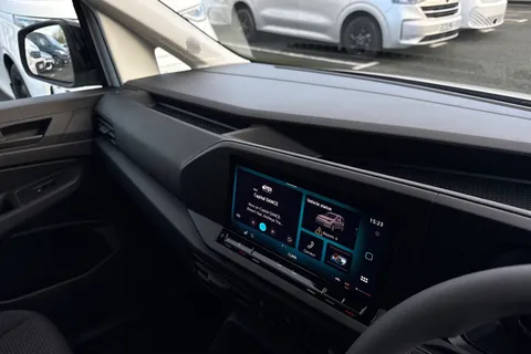 CX75JXF Volkswagen Caddy 2.0 TDI C20 Commerce Panel Van 5dr Diesel Manual SWB Euro 6 (s/s) (102 ps) Thumbnail #42