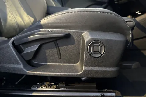 KS74VLP Audi Q6 E-Tron Q6 SUV Sport e-tron quattro 285,00 kW Thumbnail #46