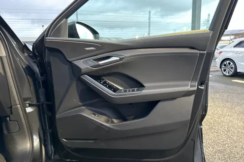 KS74VLP Audi Q6 E-Tron Q6 SUV Sport e-tron quattro 285,00 kW Thumbnail #47