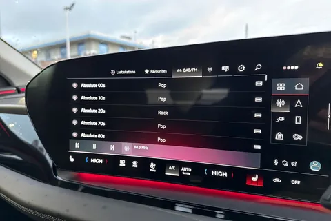 KS74VLP Audi Q6 E-Tron Q6 SUV Sport e-tron quattro 285,00 kW Thumbnail #58