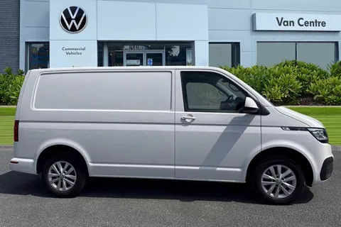 DE74BLJ Volkswagen Transporter 2.0 TDI 110 Highline Van Thumbnail #4