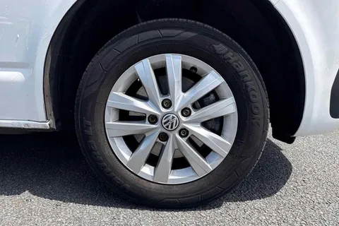 DE74BLJ Volkswagen Transporter 2.0 TDI 110 Highline Van Thumbnail #10