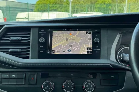 DE74BLJ Volkswagen Transporter 2.0 TDI 110 Highline Van Thumbnail #44