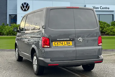 CX74LBK Volkswagen Transporter 2.0 TDI T30 Startline DSG FWD SWB Euro 6 (s/s) 5dr Thumbnail #2