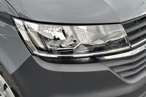 CX74LBK Volkswagen Transporter 2.0 TDI T30 Startline DSG FWD SWB Euro 6 (s/s) 5dr Thumbnail #8