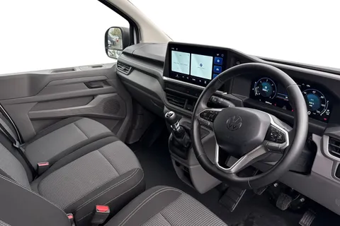 CX25LWJ Volkswagen Transporter 2.0 TDI T28 Commerce Plus FWD SWB Euro 6 (s/s) 5dr Thumbnail #13