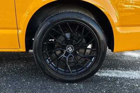 RO73LCL Volkswagen Transporter 2.0 TDI 150 Highline Camper King 4 Berth Camper Conversion DSG Auto Thumbnail #13