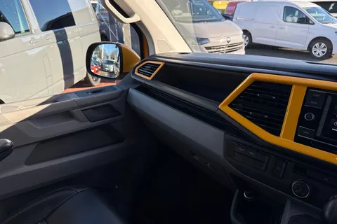 RO73LCL Volkswagen Transporter 2.0 TDI 150 Highline Camper King 4 Berth Camper Conversion DSG Auto Thumbnail #20