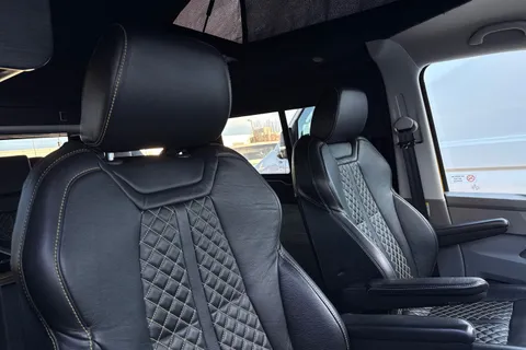 RO73LCL Volkswagen Transporter 2.0 TDI 150 Highline Camper King 4 Berth Camper Conversion DSG Auto Thumbnail #24