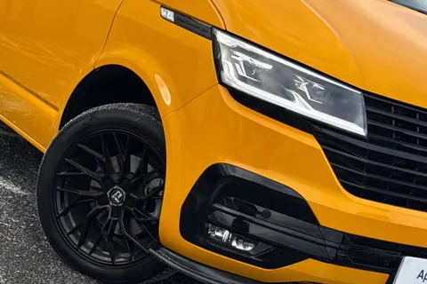 RO73LCL Volkswagen Transporter 2.0 TDI 150 Highline Camper King 4 Berth Camper Conversion DSG Auto Thumbnail #30