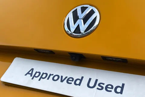 RO73LCL Volkswagen Transporter 2.0 TDI 150 Highline Camper King 4 Berth Camper Conversion DSG Auto Thumbnail #38