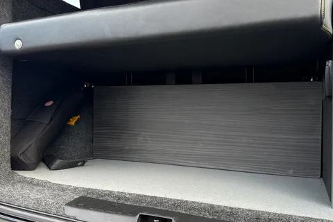 RO73LCL Volkswagen Transporter 2.0 TDI 150 Highline Camper King 4 Berth Camper Conversion DSG Auto Thumbnail #41