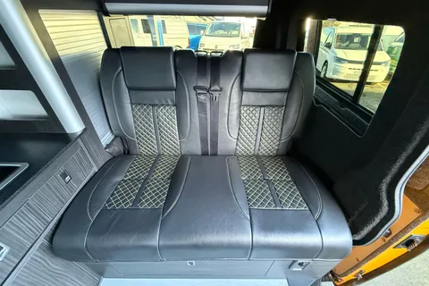 RO73LCL Volkswagen Transporter 2.0 TDI 150 Highline Camper King 4 Berth Camper Conversion DSG Auto Thumbnail #44