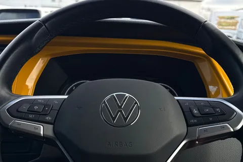 RO73LCL Volkswagen Transporter 2.0 TDI 150 Highline Camper King 4 Berth Camper Conversion DSG Auto Thumbnail #57